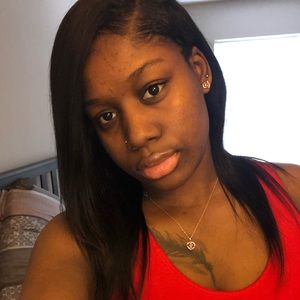 Meet your Posher, Brianna